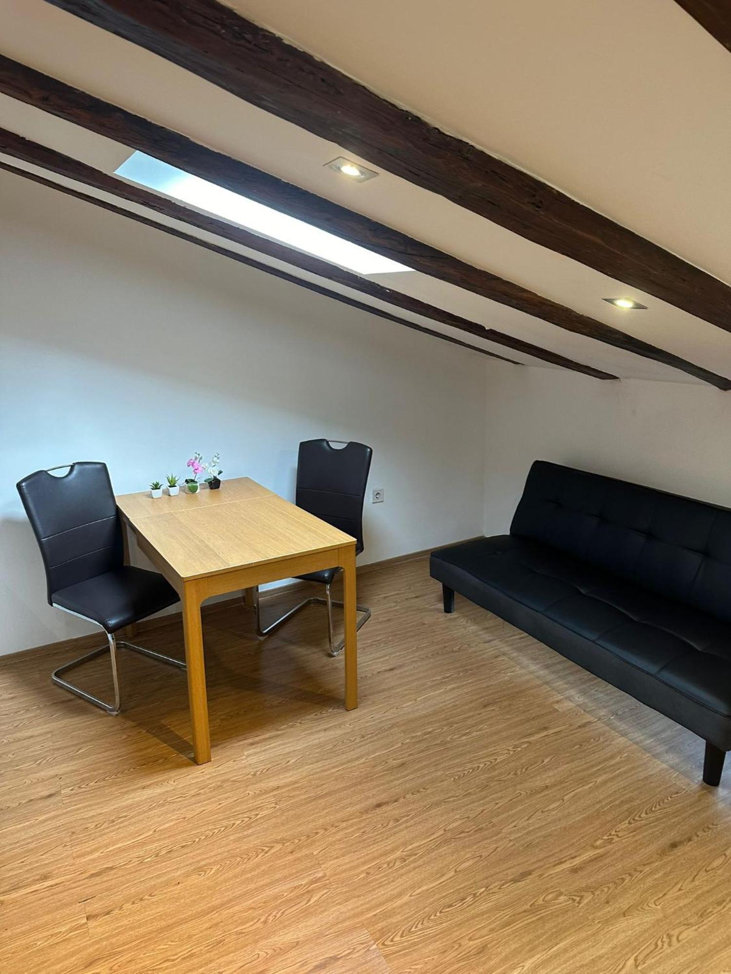 Apartment In The Heart Of Пула Екстер'єр фото