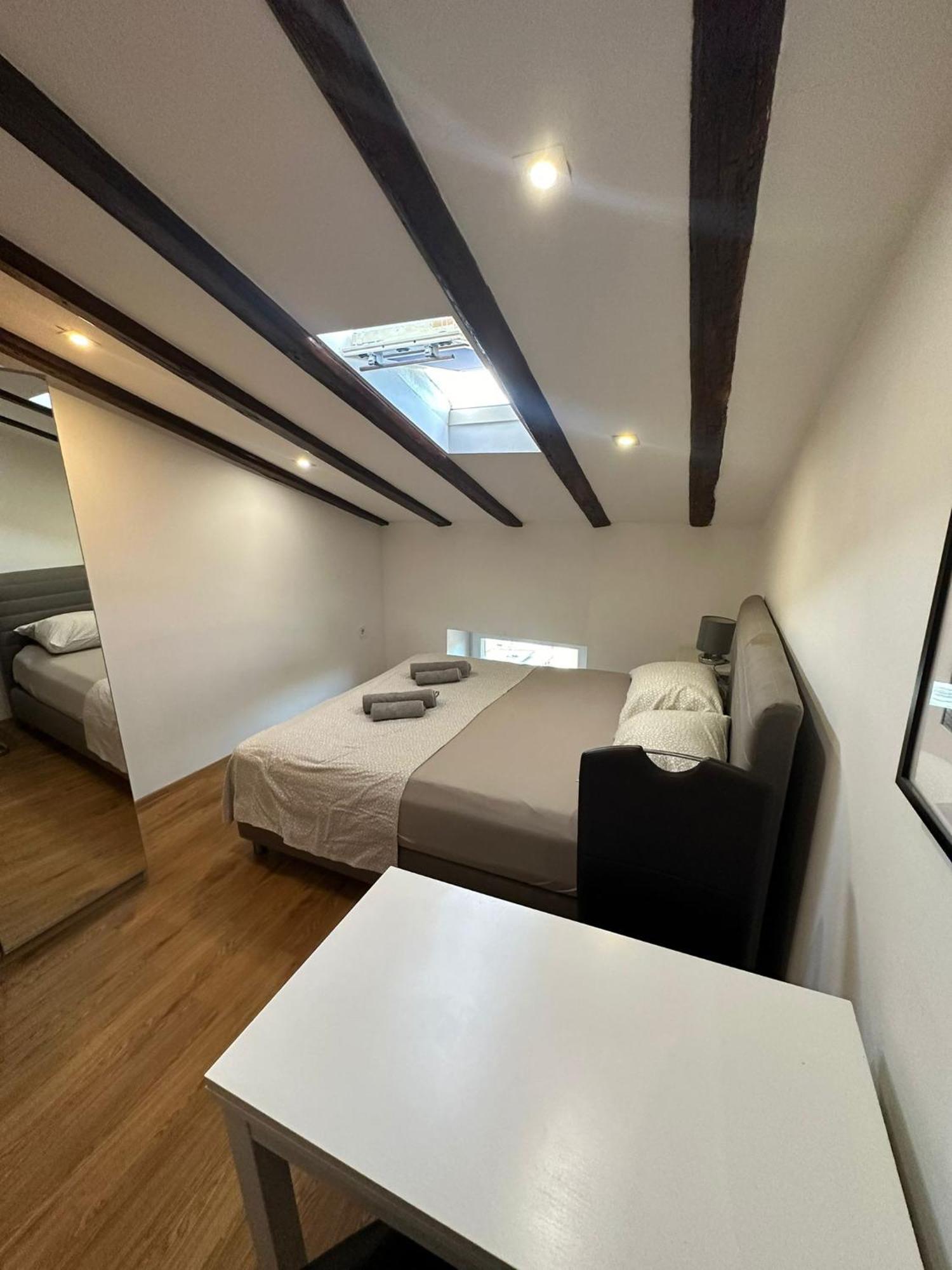 Apartment In The Heart Of Пула Екстер'єр фото