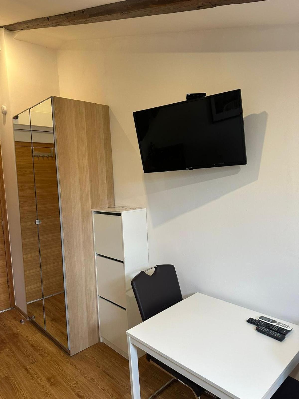 Apartment In The Heart Of Пула Екстер'єр фото